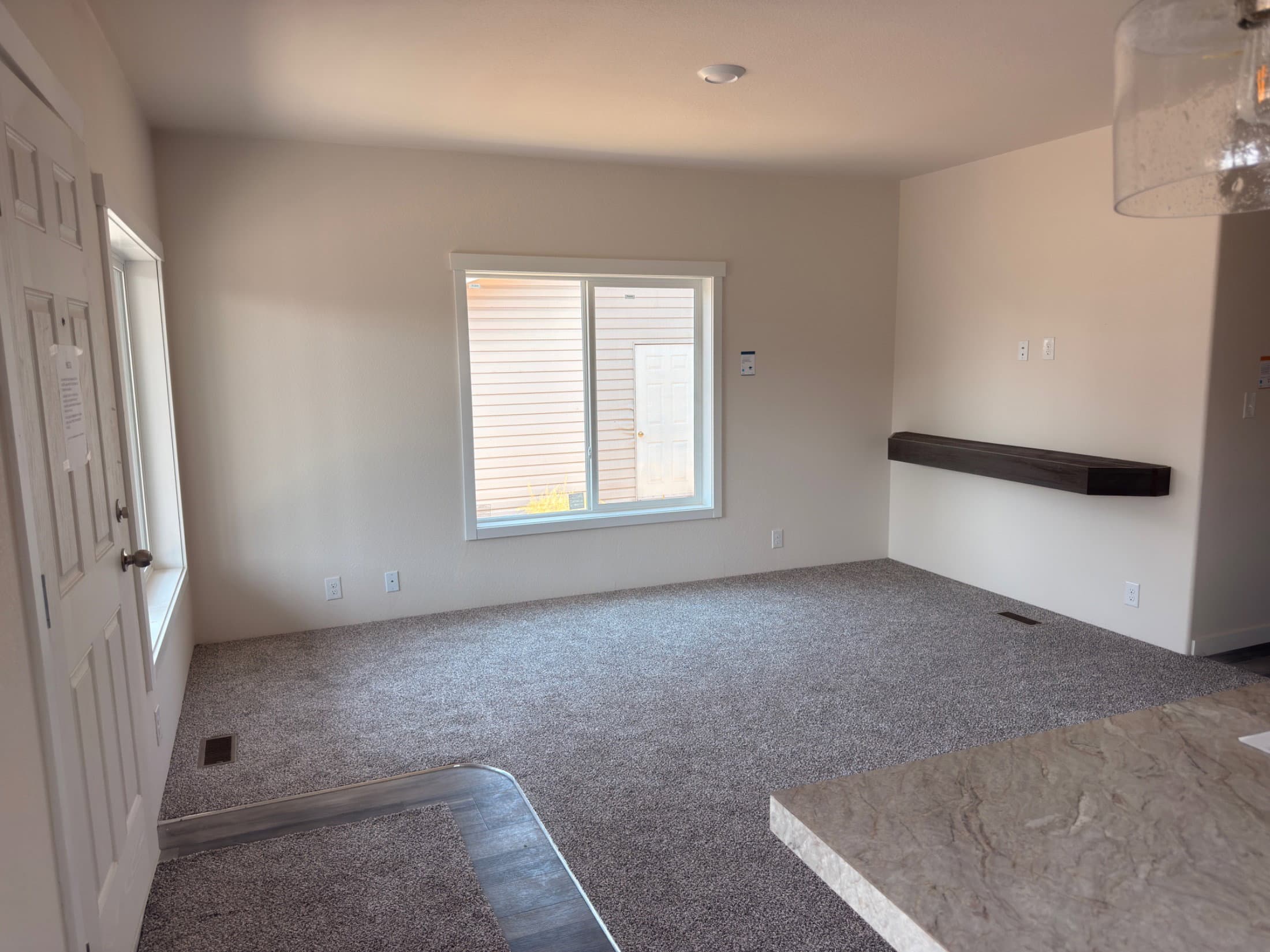 The stratus (24362d) interior home features