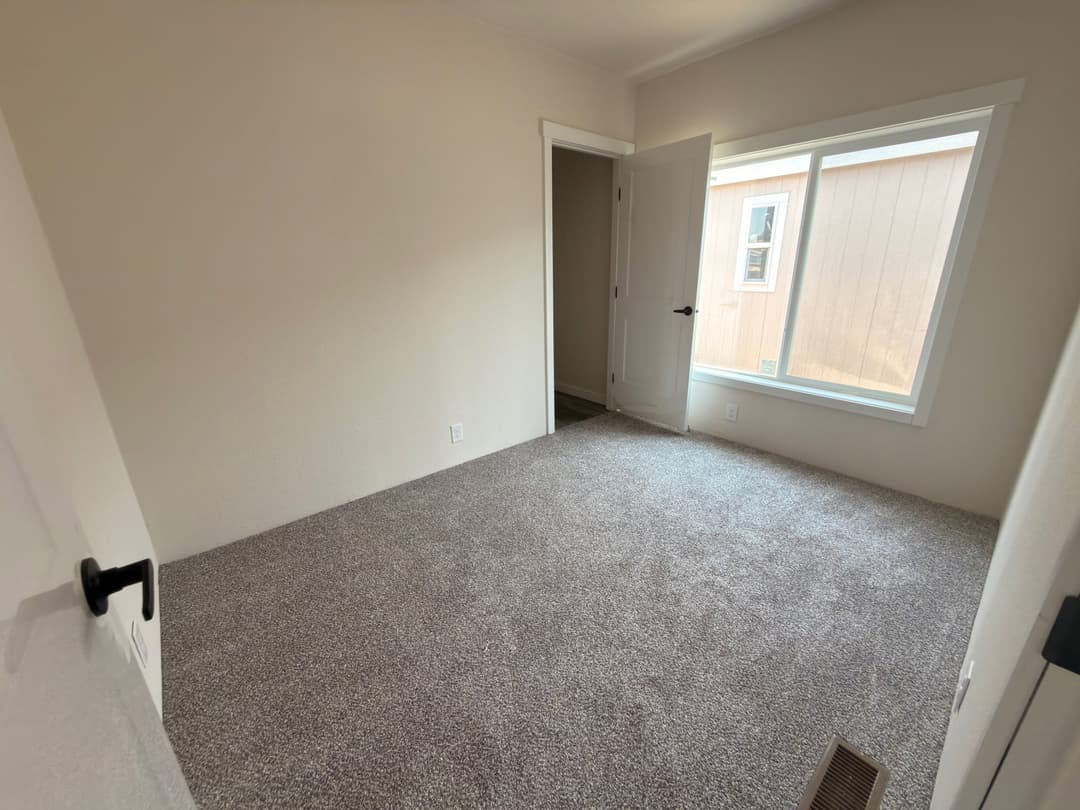The stratus (24362d) interior home features