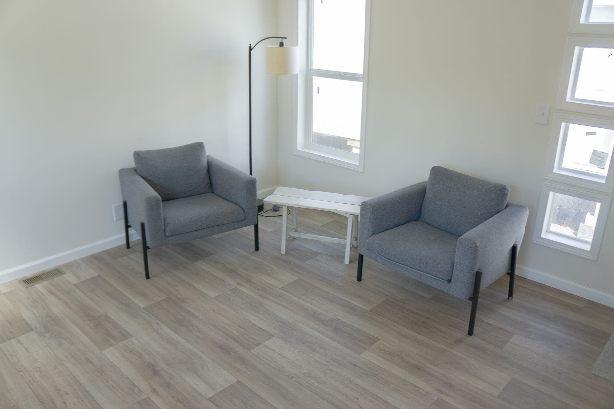 Pure 14663m interior home features