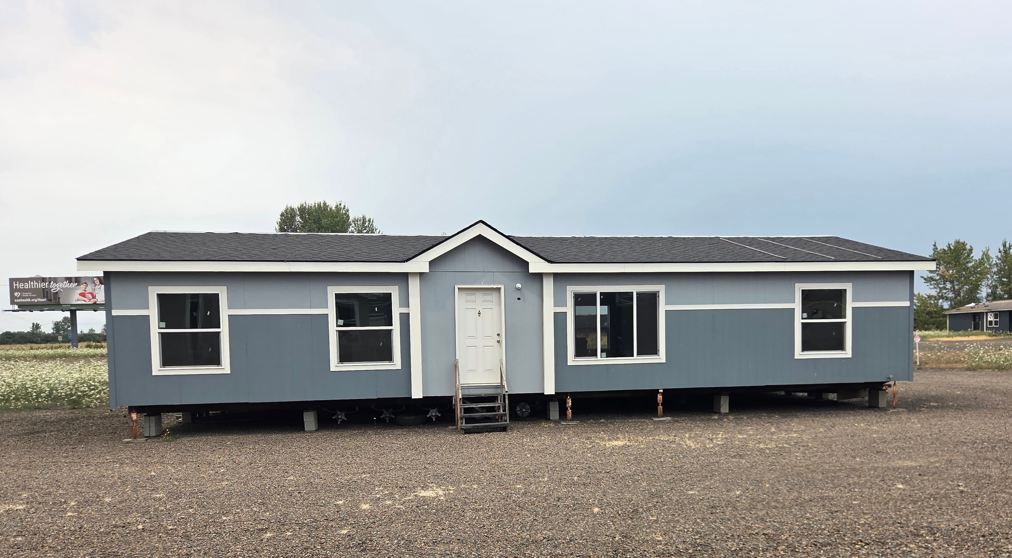 Sandpointe 28563a hero and exterior home features